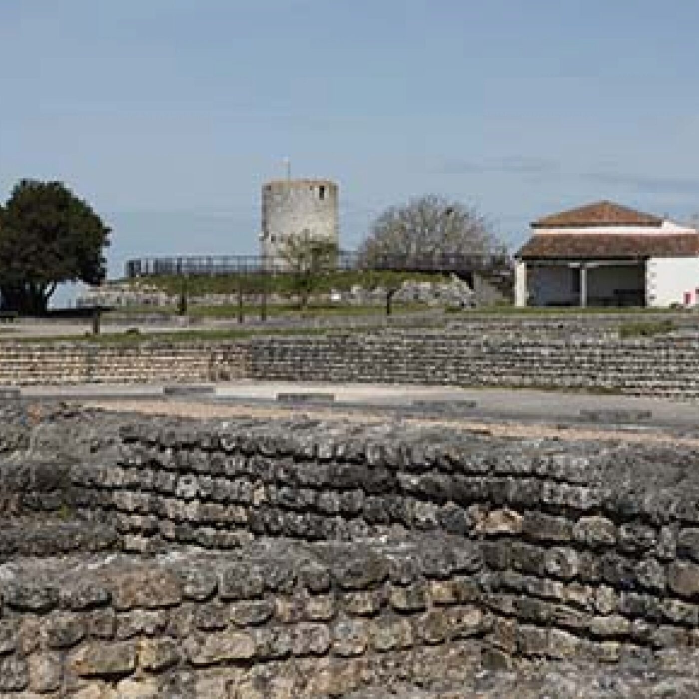 Le site gallo-romain du Fâ, héritage antique de Charente-Maritime episode artwork