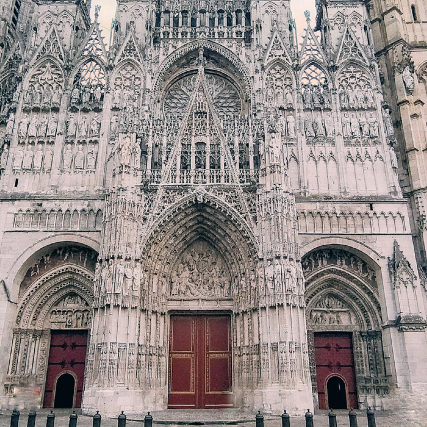 Quand on bâtissait une cathédrale au Moyen Âge