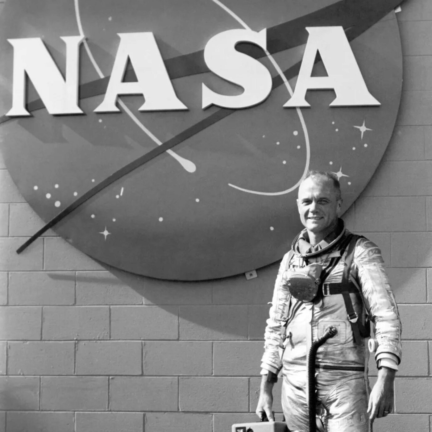 20 février 1962: Un américain en orbite John Glenn episode artwork