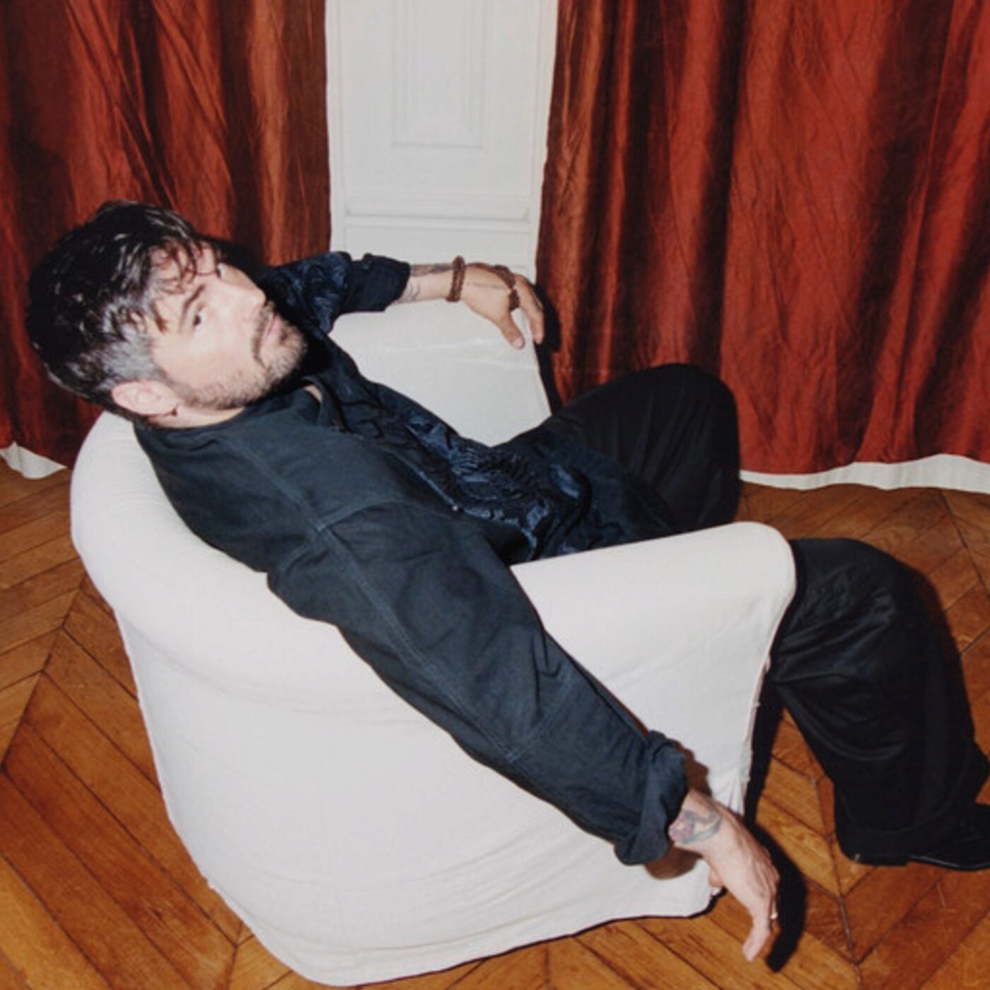 Mardi Nouveautés : Blawan, Oklou, PinkPantheress, Mangabey, Fred Again..., Seb Tellier et plus !