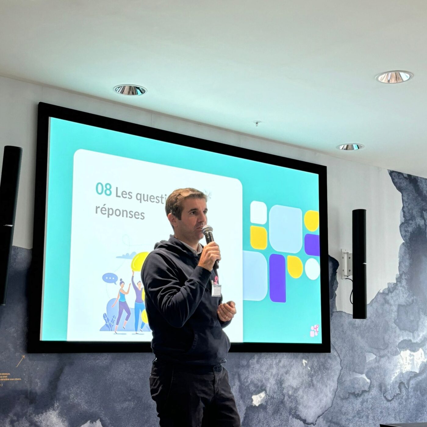 Souveraineté numérique : Ville-la-Grand débranche Microsoft pour Hexagone episode artwork