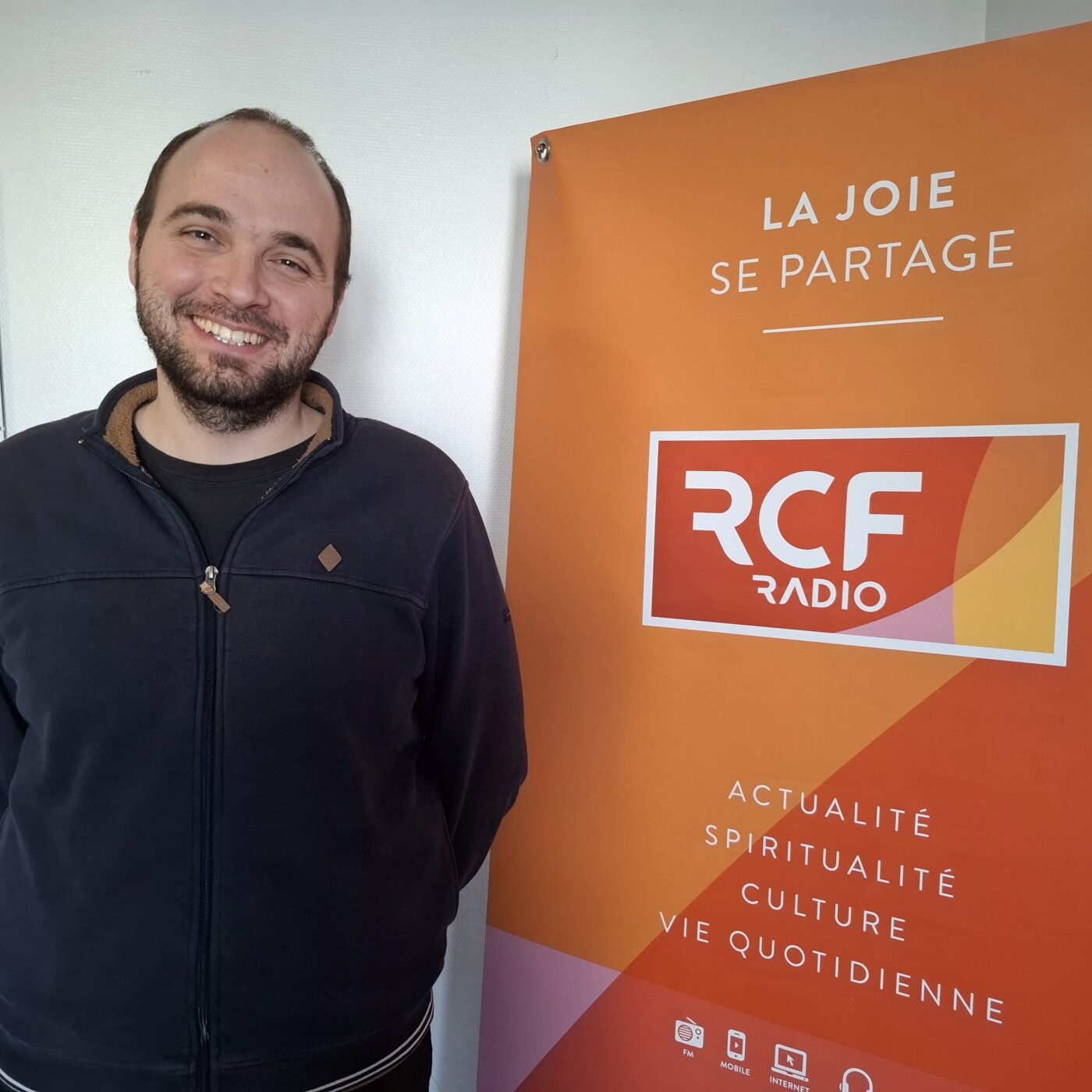 Ensemble c\'est tous