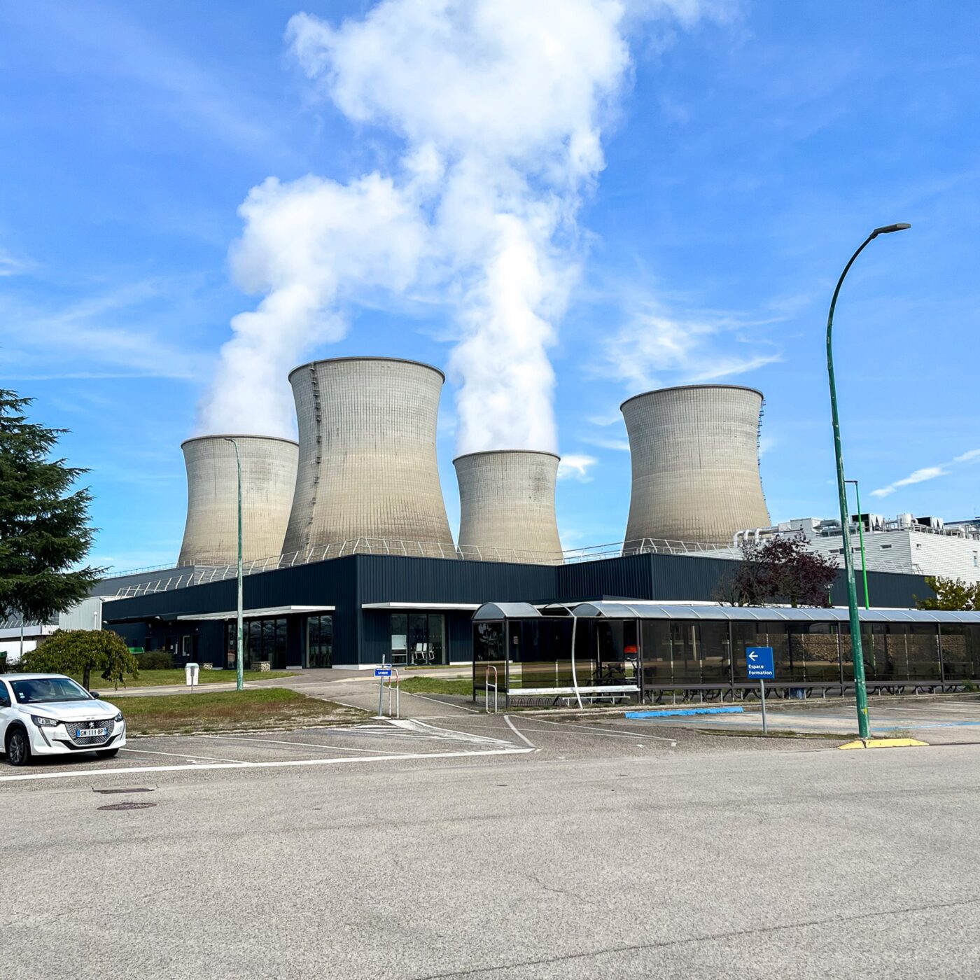 Dans les coulisses de la centrale nucléaire du Bugey episode artwork