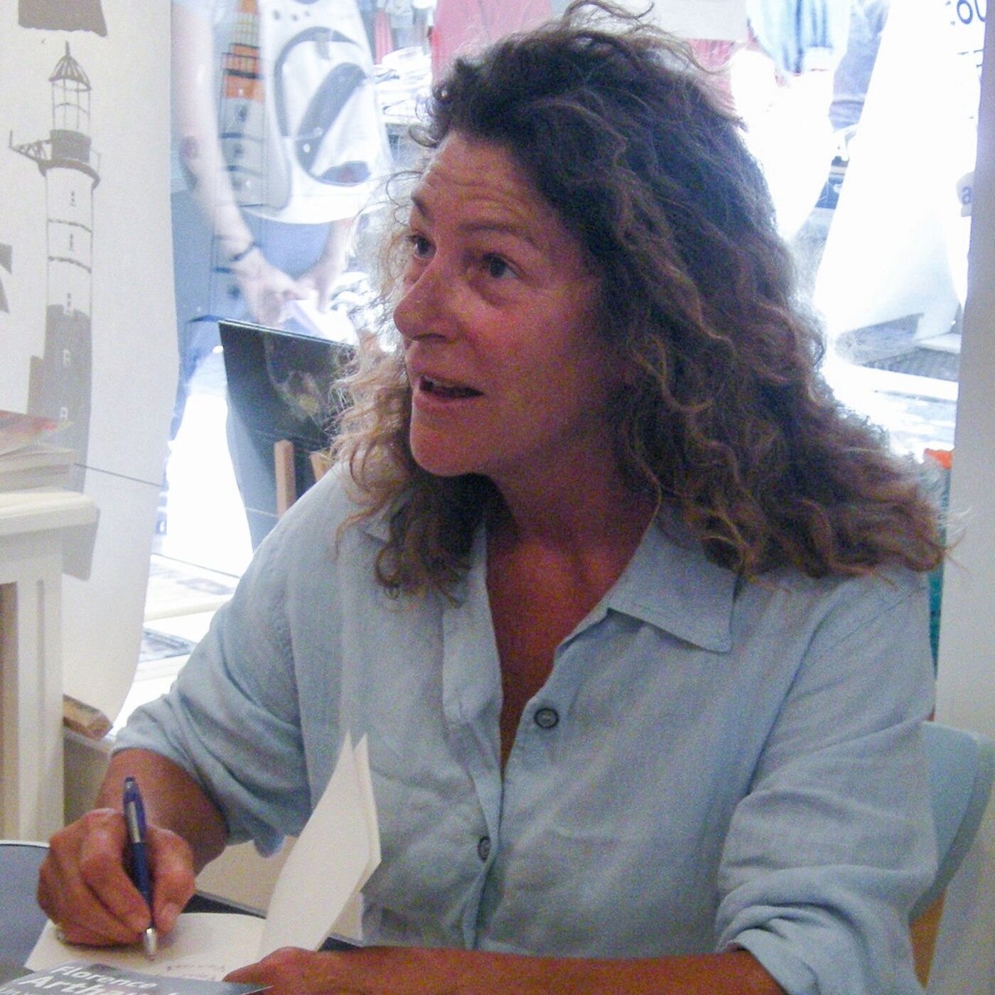 18 novembre 1990: Florence Arthaud remporte la Route du Rhum episode artwork