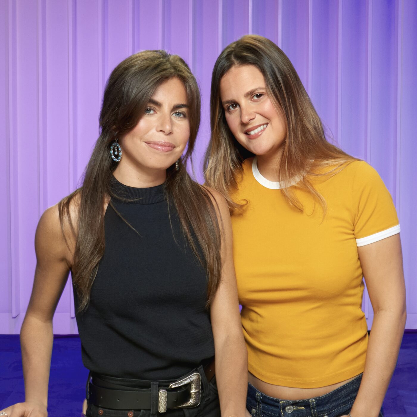 episode cover PERSONNE NE NOUS PRÉPARE À AVOIR 35 ANS avec Laurie Darmon - (Épisode spécial En Résidence avec Apple Podcasts)