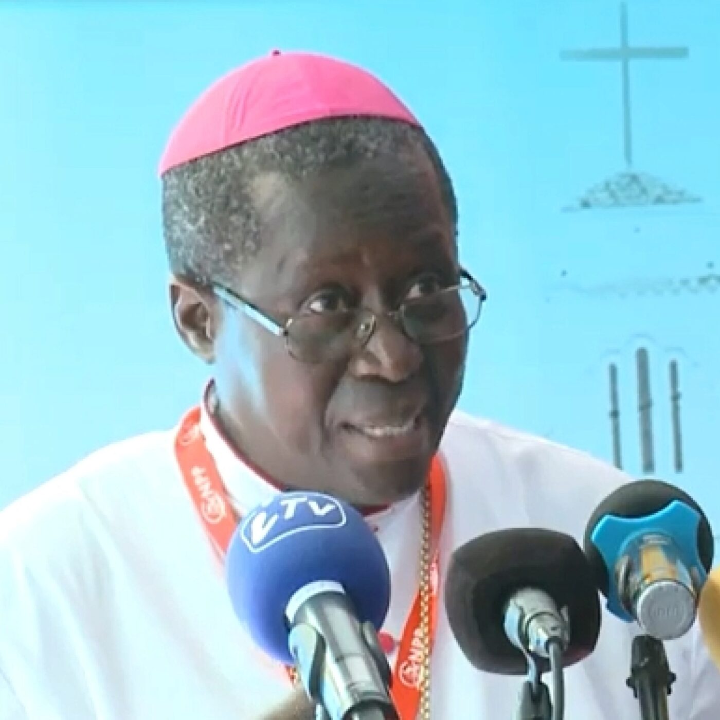 Mgr Ndiaye archevêque de Dakar, s'exprime sur la Vierge Noire de Douvres la Délivrande