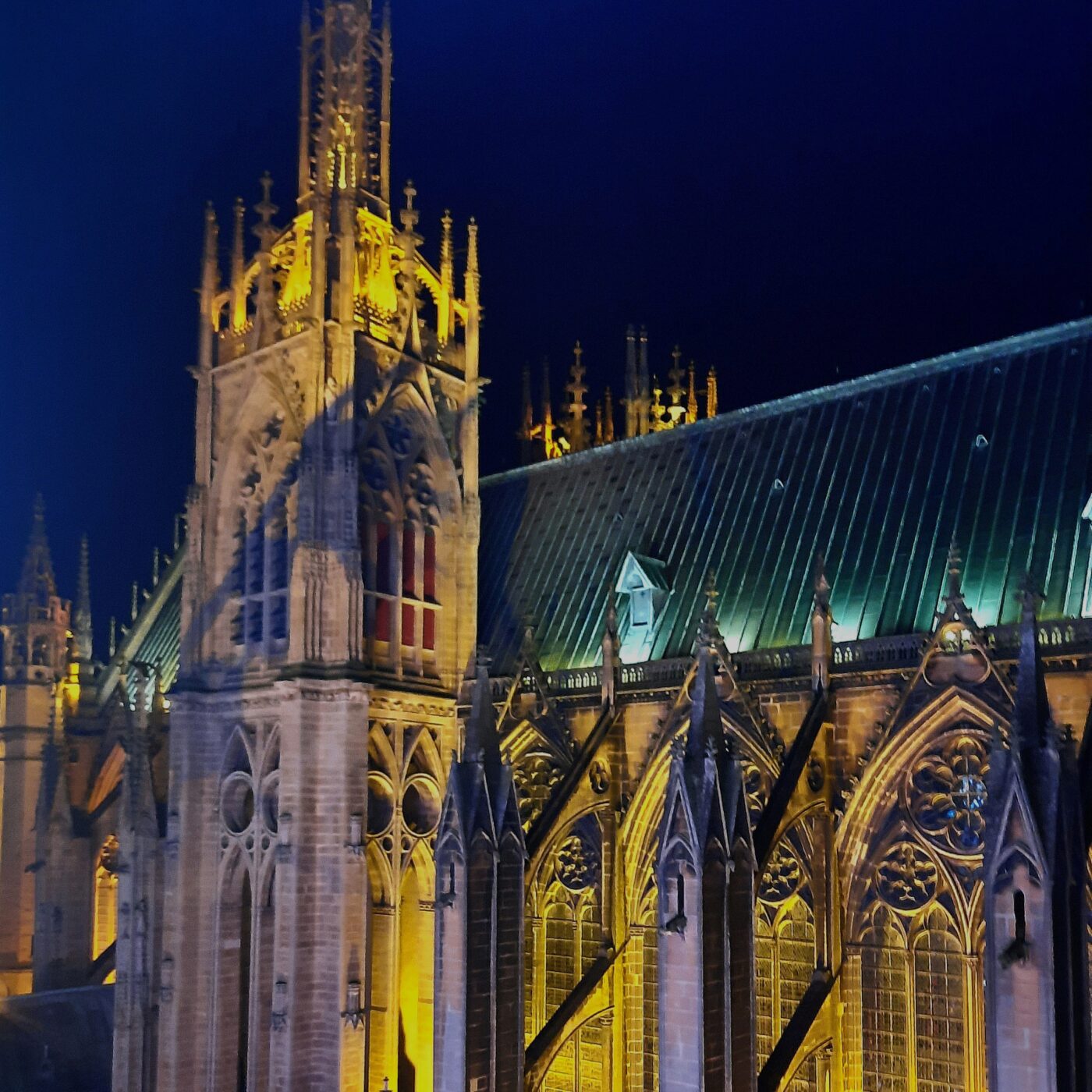 Dimanche, c'est la nuit des cathédrales à Metz episode artwork