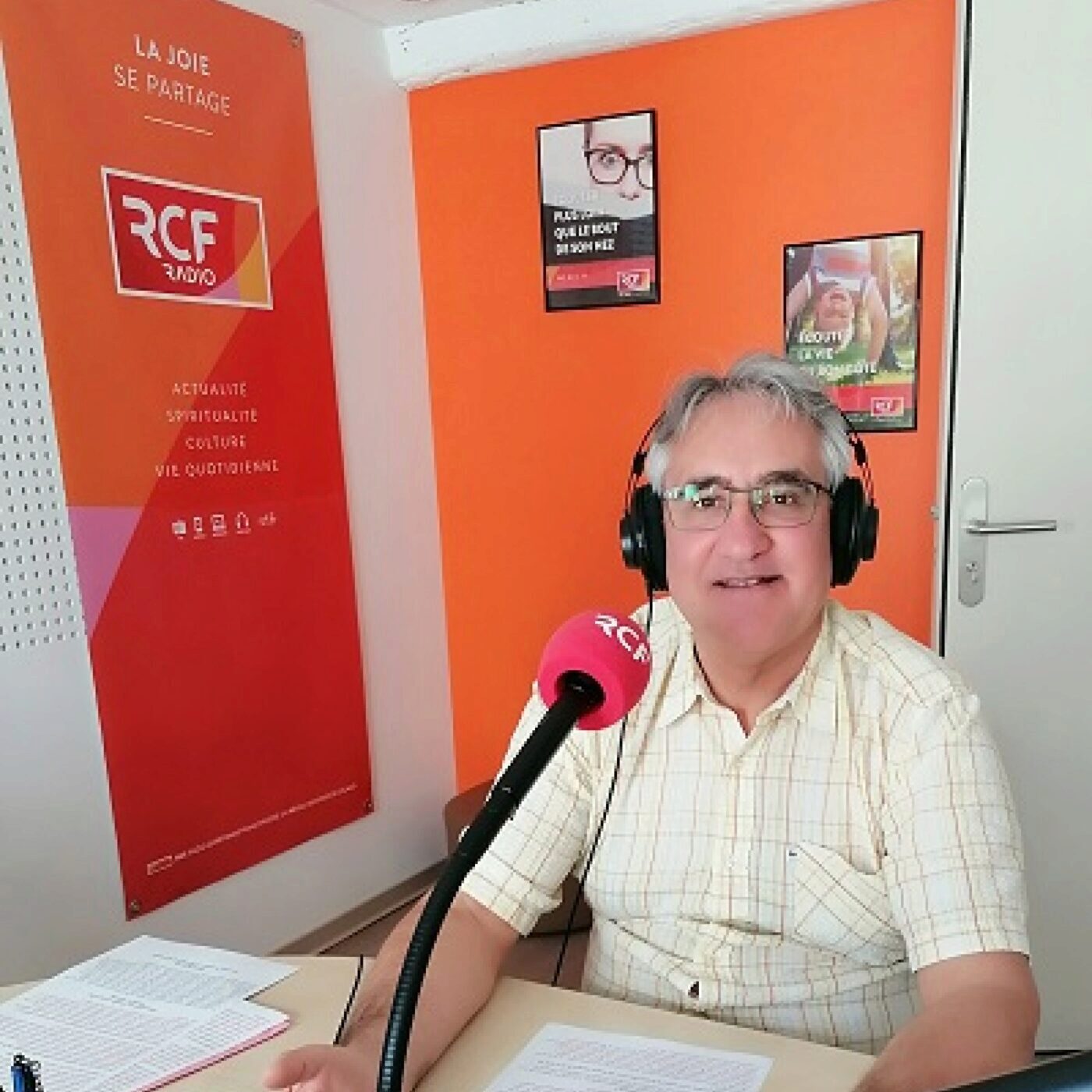 D\'ailleurs à ici