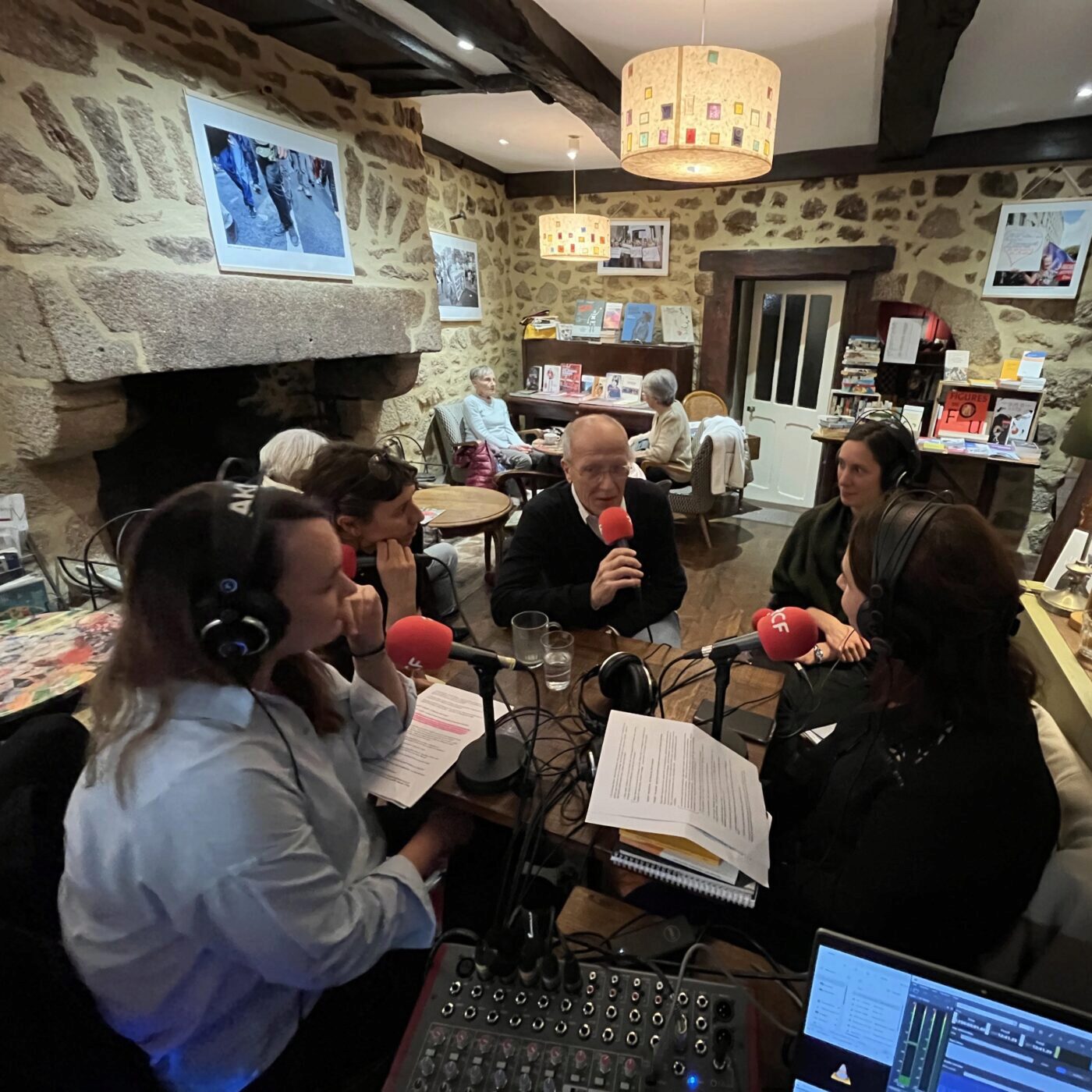 "Libres en Littérature" sur la santé mentale, au café-librairie La Dame Blanche à Port-Louis episode artwork