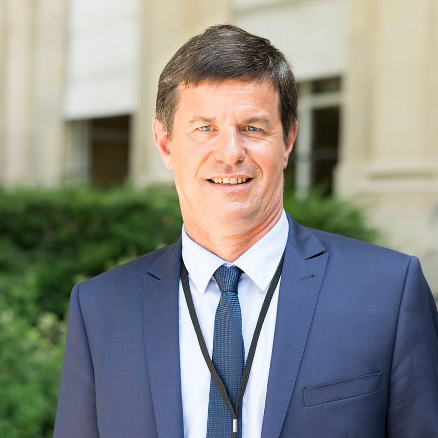 Hommes et entreprises