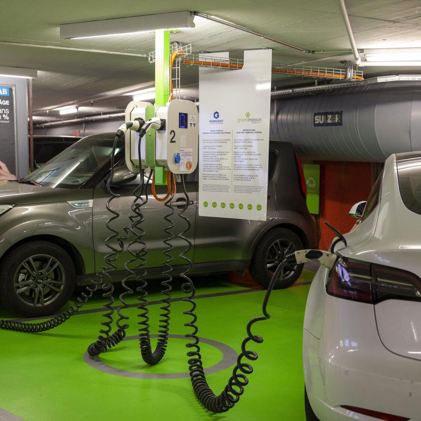 Les voitures électriques, des poissons fossiles et l'expérience de mort imminente