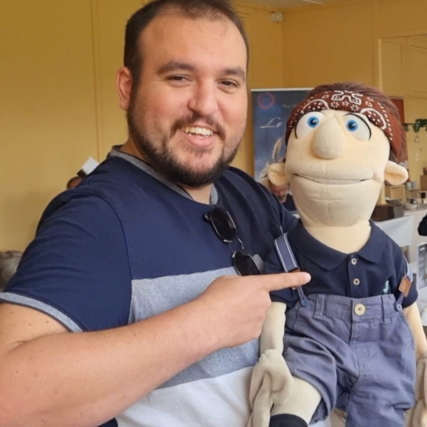 Vince : Le ventriloque des réseaux sociaux