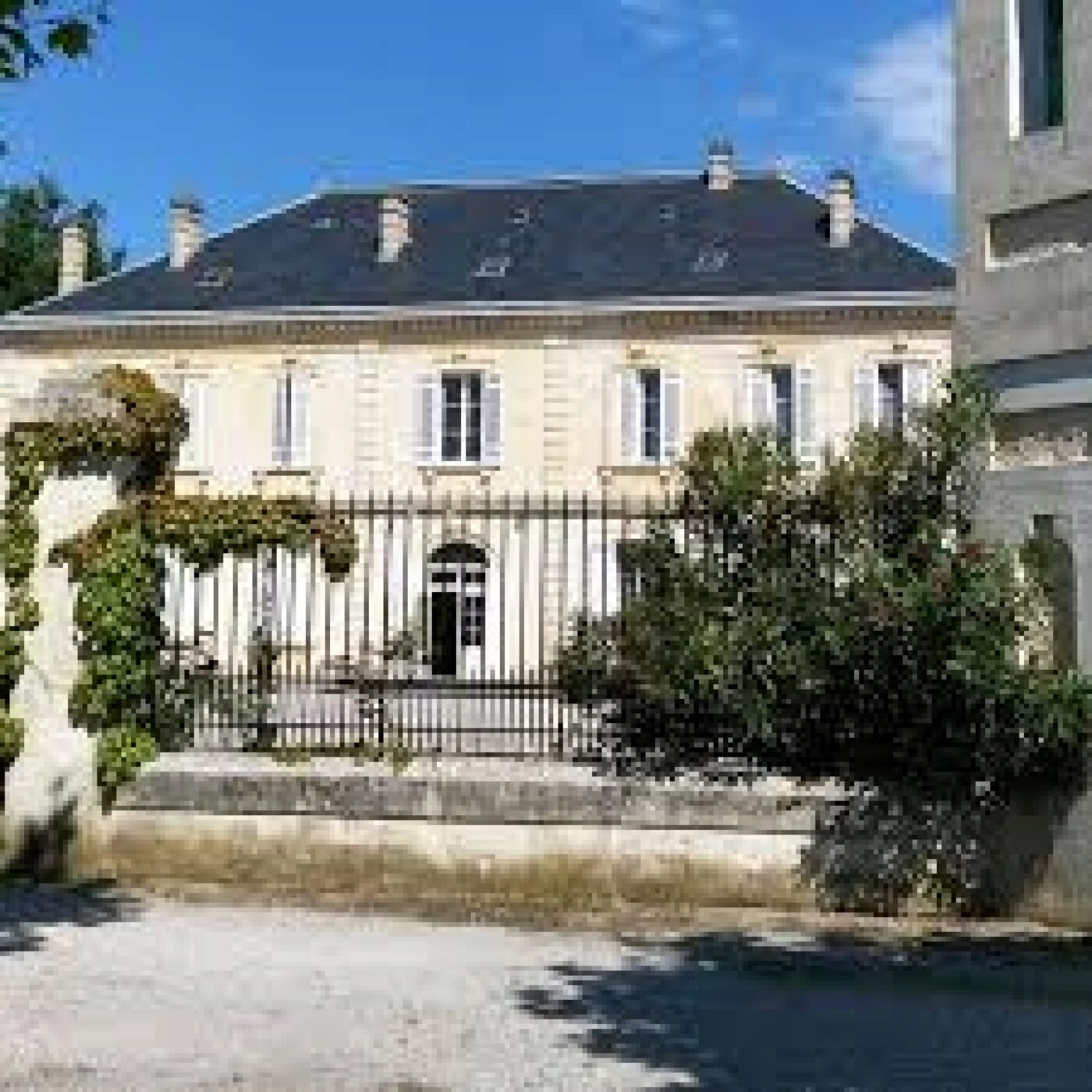 Les assemblées de Dieu  : comment sont formés les pasteurs évangéliques ?