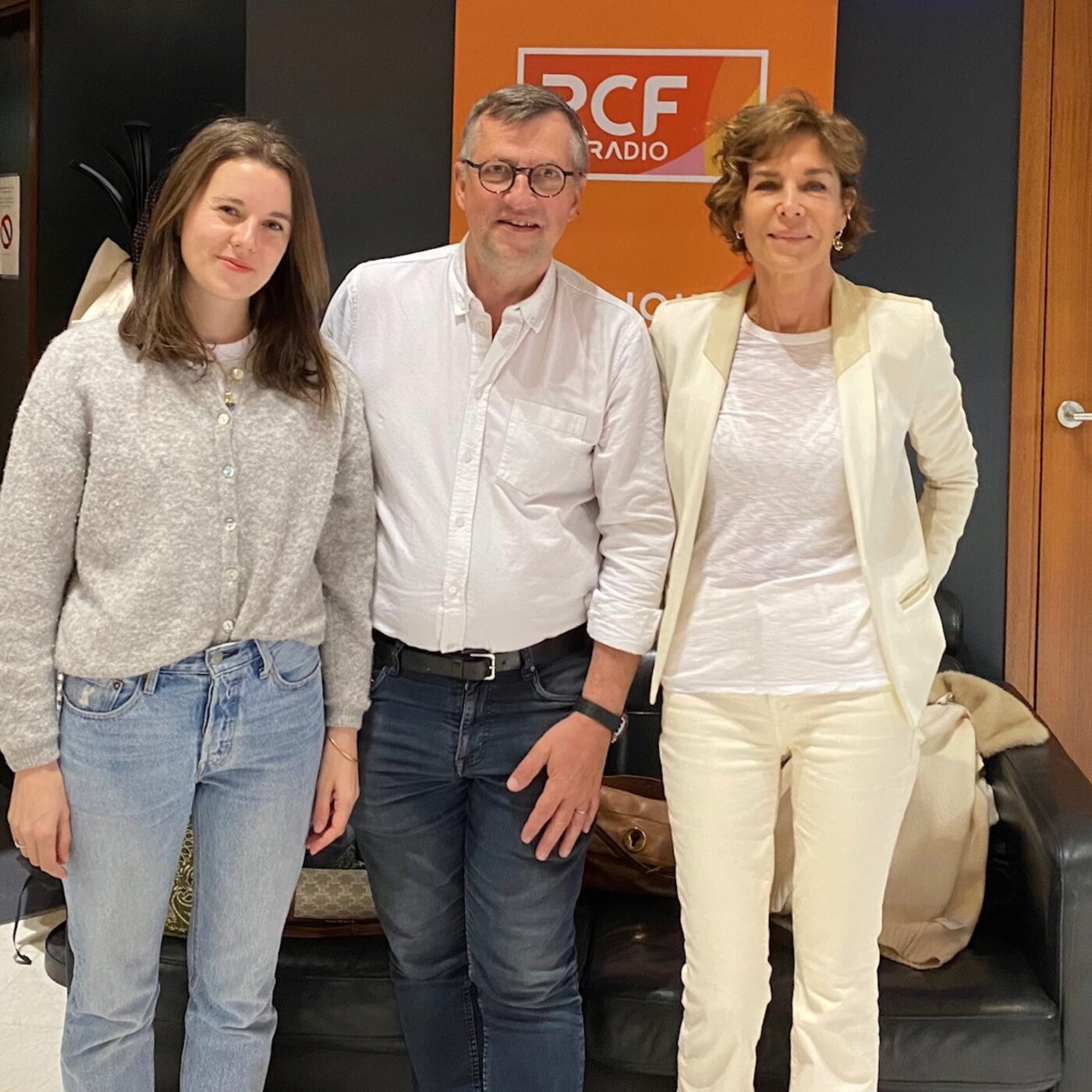 Leur vie est un roman, avec Christine Orban et Camille Perrier episode artwork