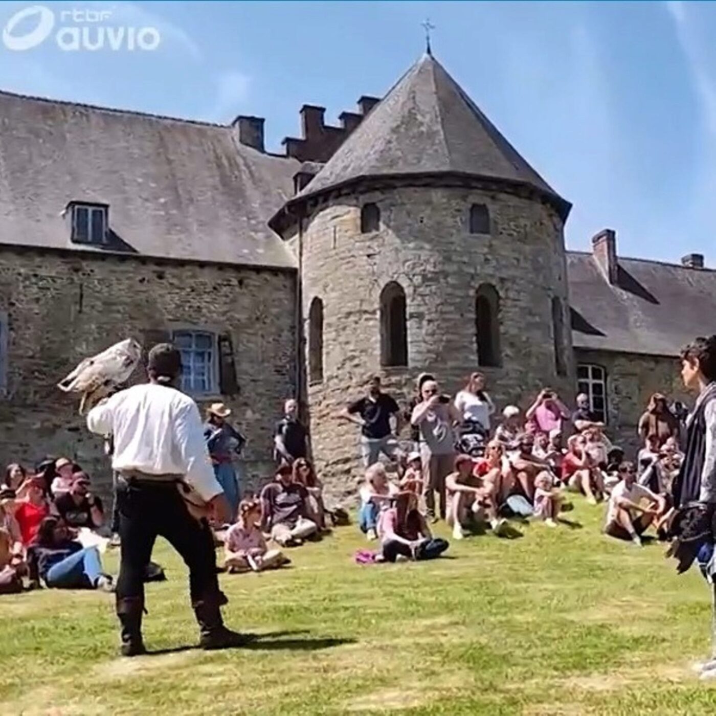Gembloux vaut vraiment le Détour (1) :  Château médiéval, beaux draps et invention belge