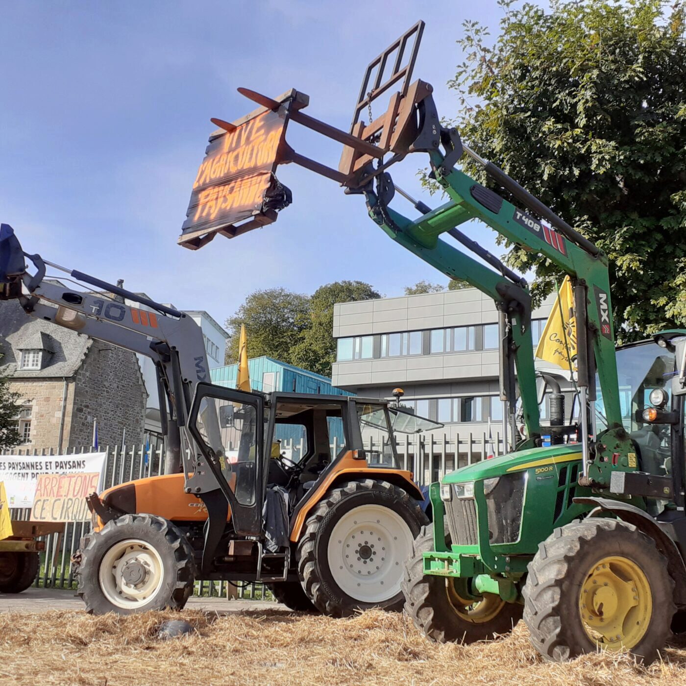 Ces agriculteurs réclament les aides financières promises par l'Etat episode artwork