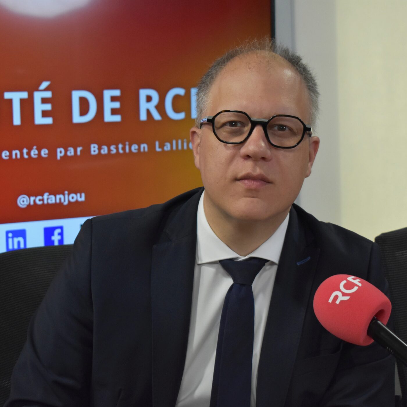 Budget de l'Etat : Aucune réforme en vue, "la situation est dramatique" episode artwork