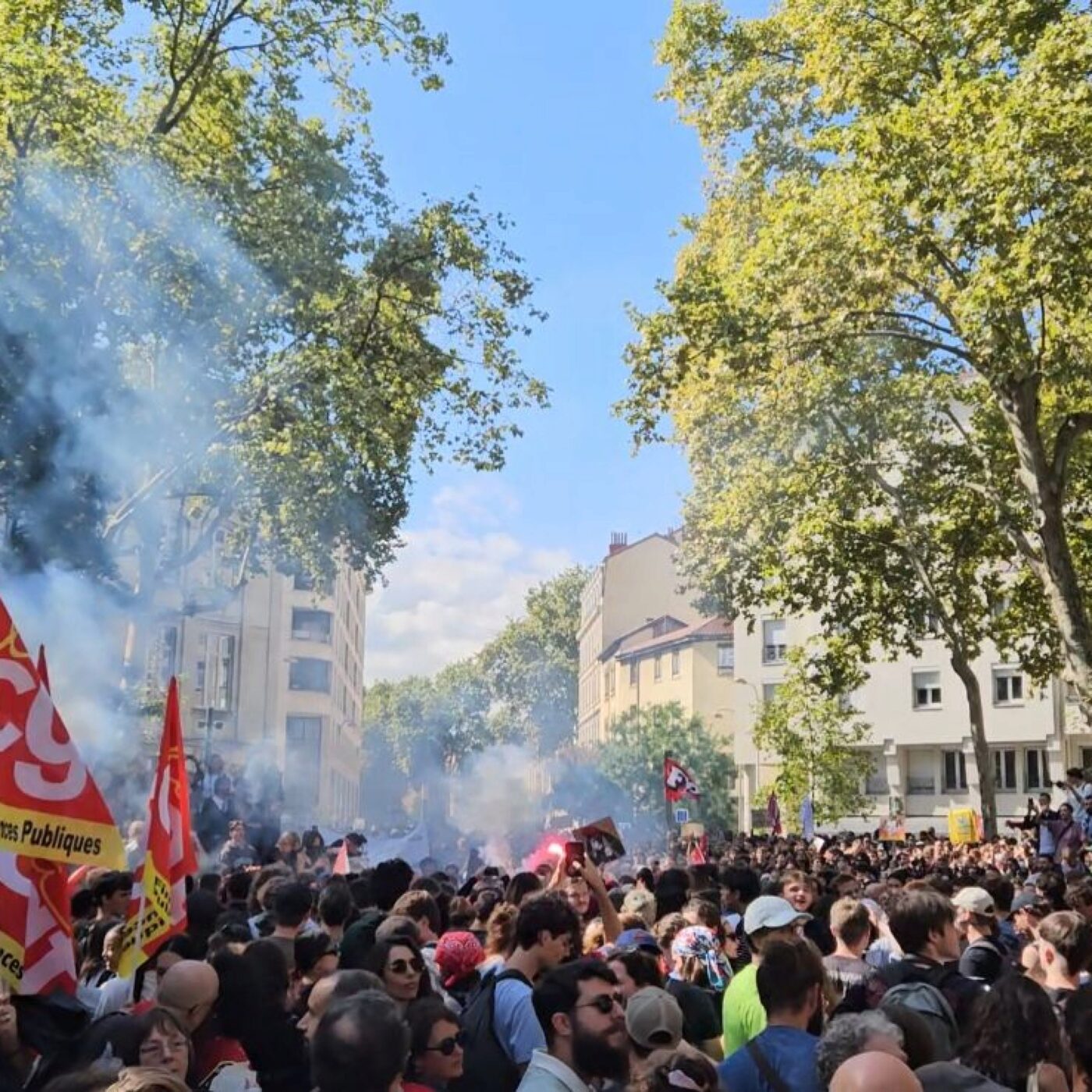 "Bloquons-Tout" : deux points de vues sur la mobilisation à Lyon episode artwork