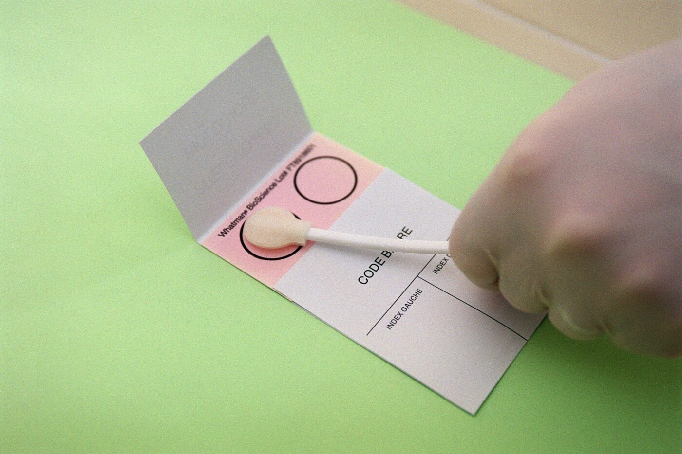 Tests ADN "récréatifs" : "Il faut les encadrer pour protéger au maximum les individus", alerte sur RTL le professeur Philippe Amouyel episode artwork