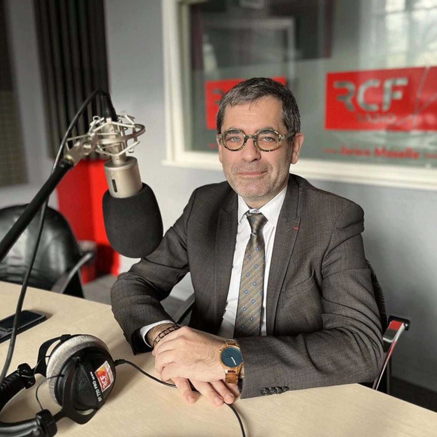 Politiquement vôtre