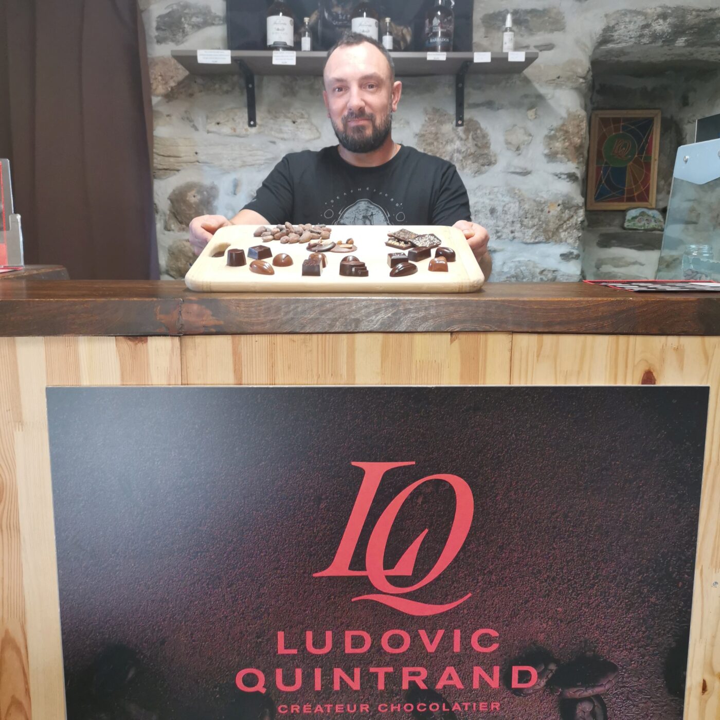 Ludovic Quintrand, un créateur chocolatier sur le plateau ardéchois episode artwork