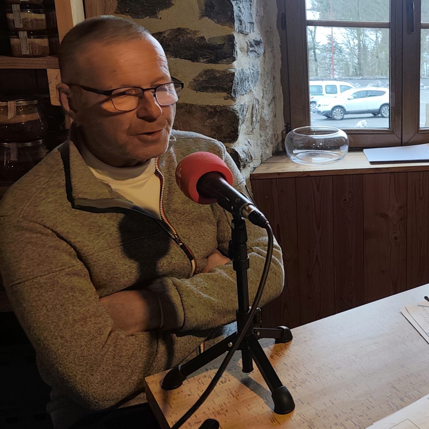 Gérard Fargier, apiculteur aux Estables episode artwork