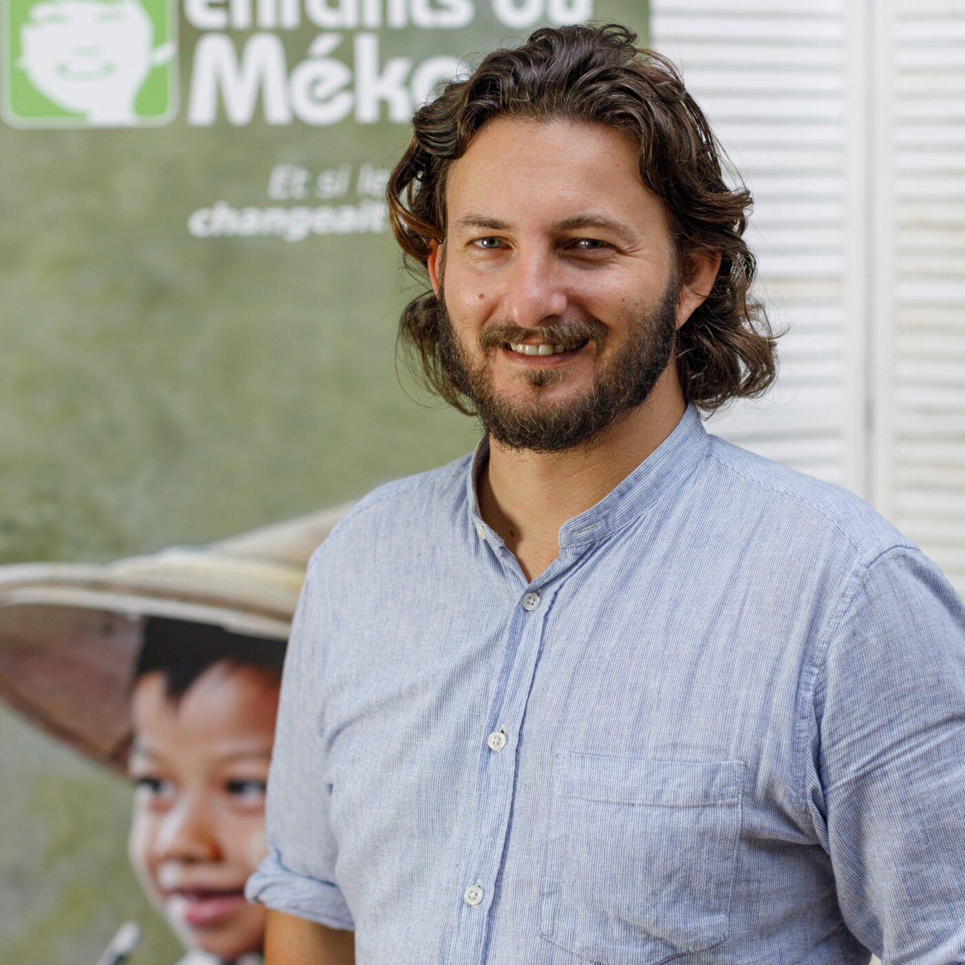 Loin des yeux, près du cœur