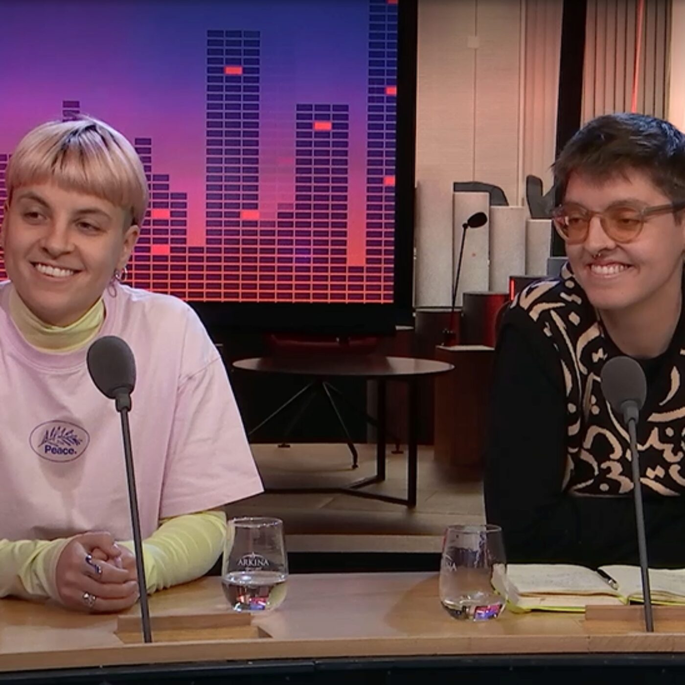 Les invitées de La Matinale - Sarah Mottet, humoriste et Mathilde Mottet, élue socialiste