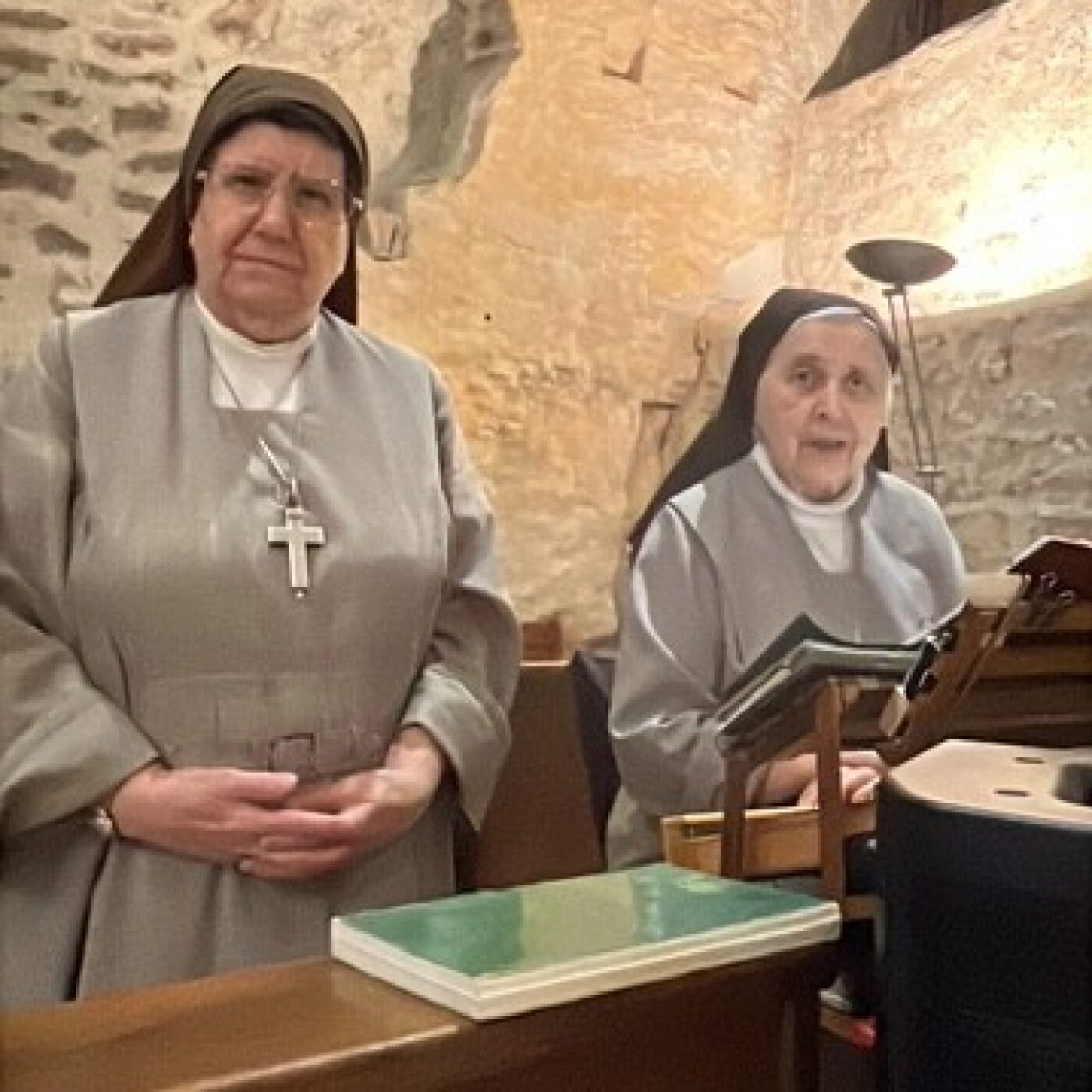 Messe au monastère de la Visitation de Nevers episode artwork