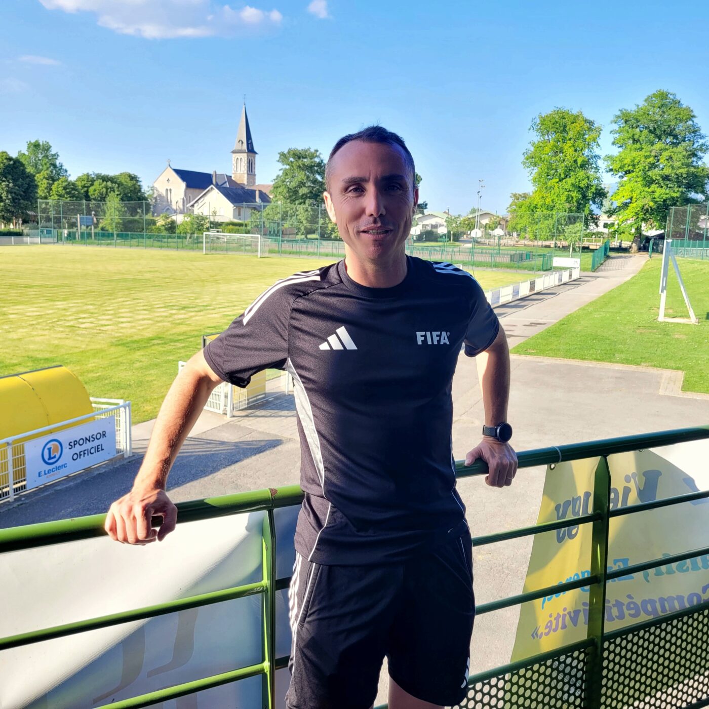 L'arbitre haut-savoyard Cyril Mugnier va vivre sa première Coupe du Monde episode artwork