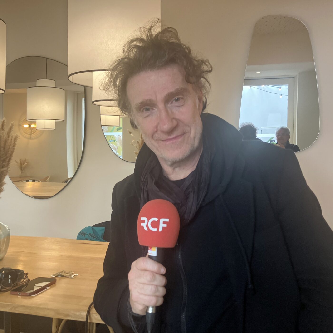 Thierry Frémont, travelling arrière sur 40 ans de carrière episode artwork