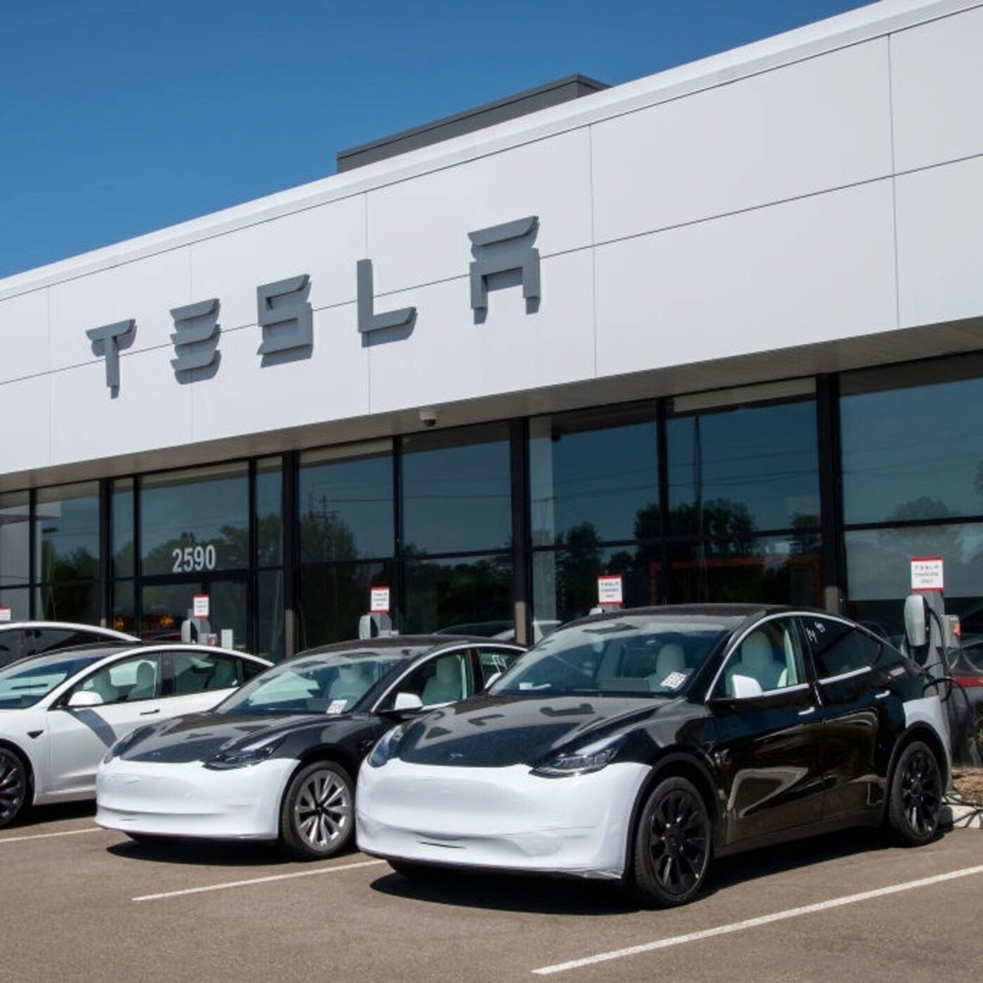 Le pari fou de Tesla : devenir le Netflix du transport