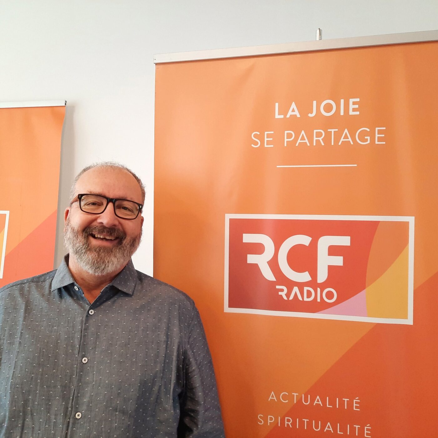 Une pièce comique pour parler d'un sujet grave : les Ehpadistes episode artwork