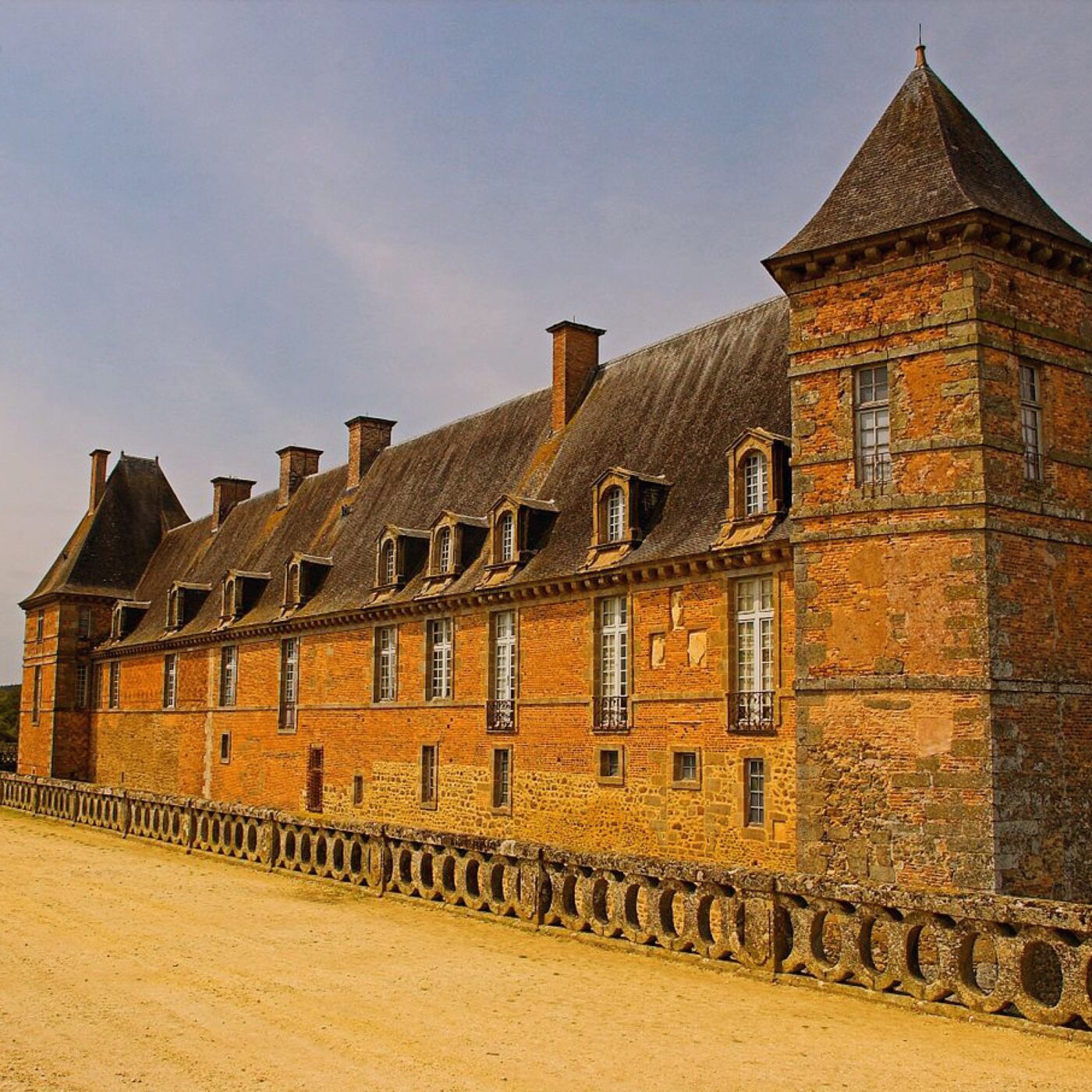 Visite du château de Carrouges, dans l'Orne episode artwork