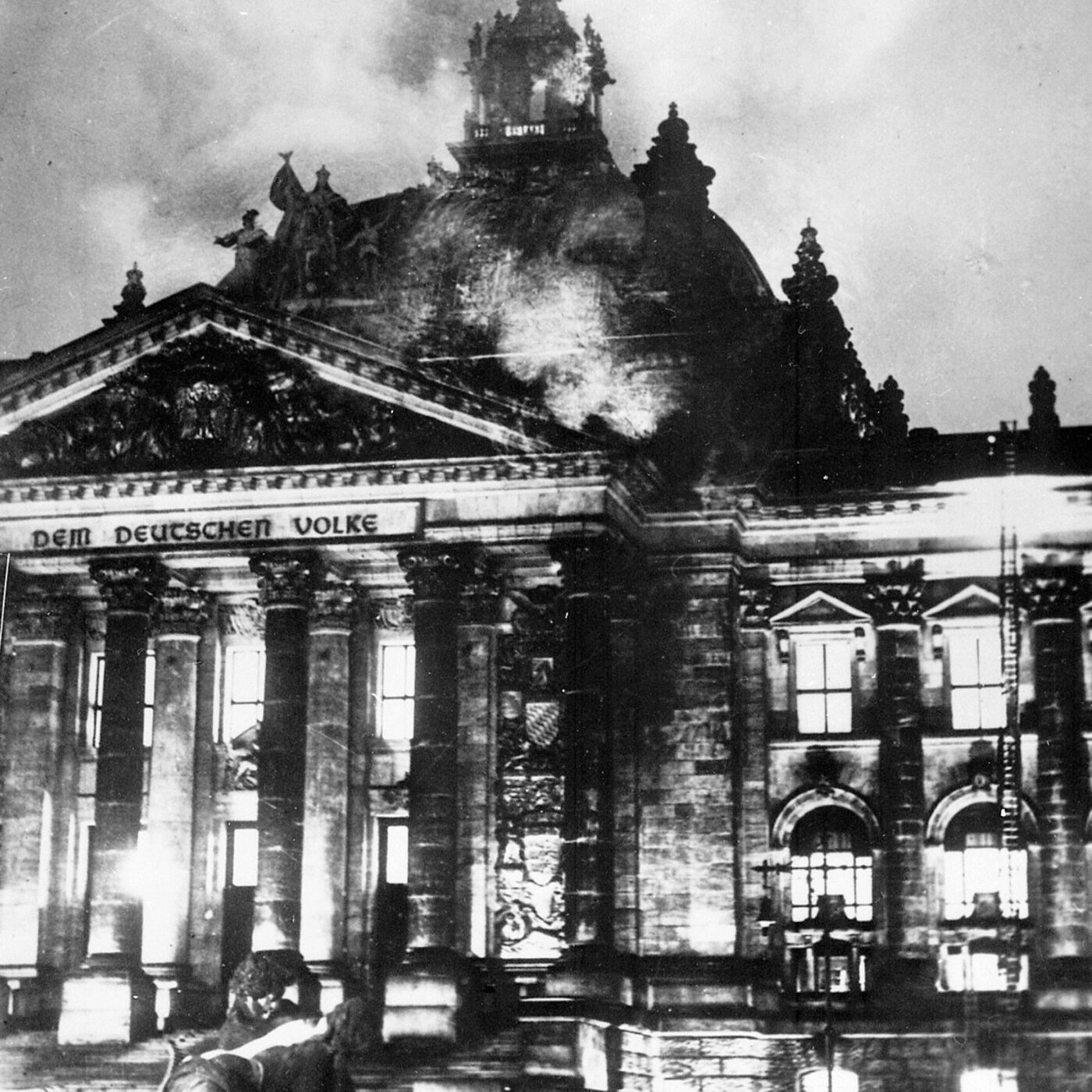 27 février 1933: A Berlin le Reichstag est en feu... episode artwork