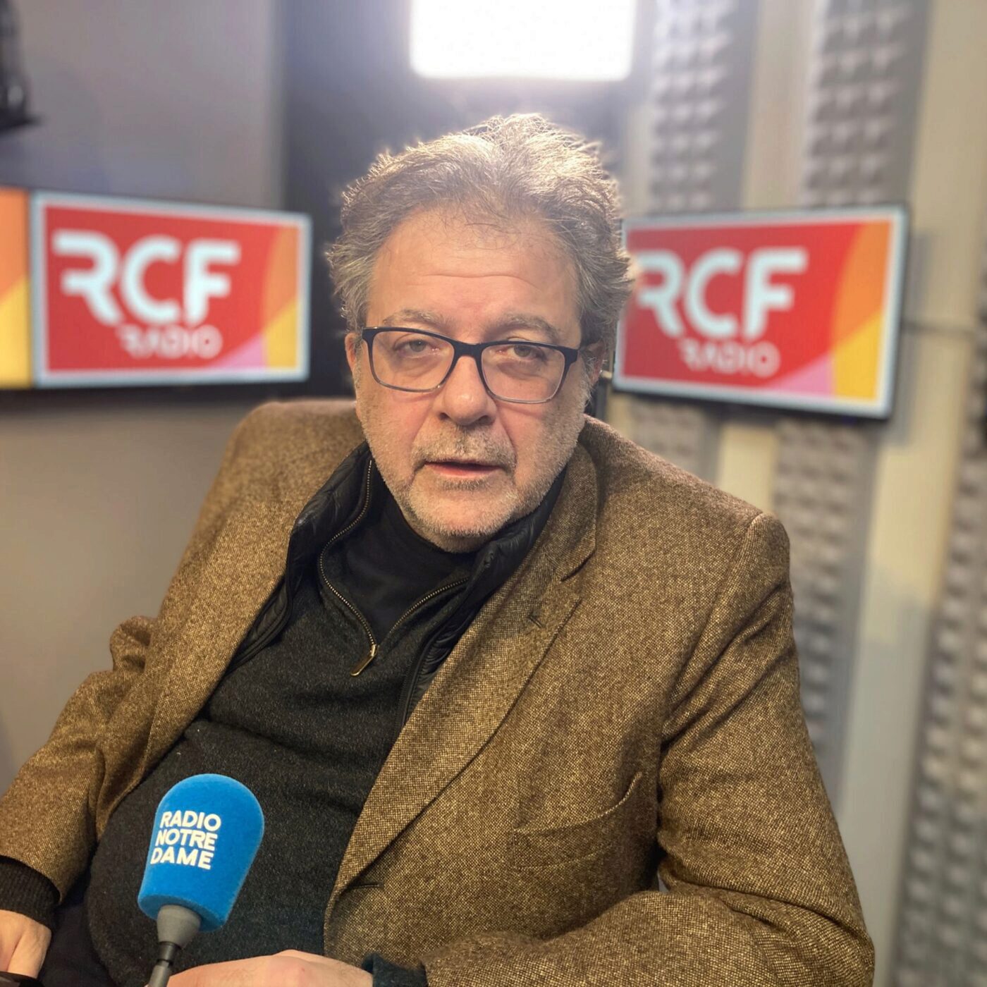 Hector Obalk raconte la vie de Jésus en peinture, en moins de deux heures !