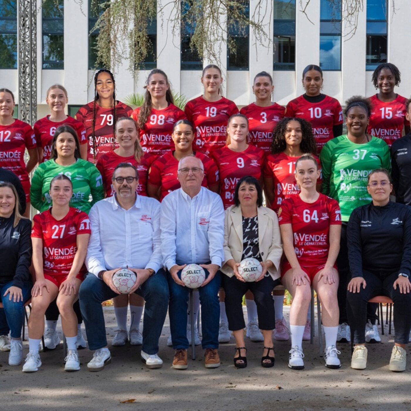 Les handballeuses yonnaises découvrent la 2ème division episode artwork