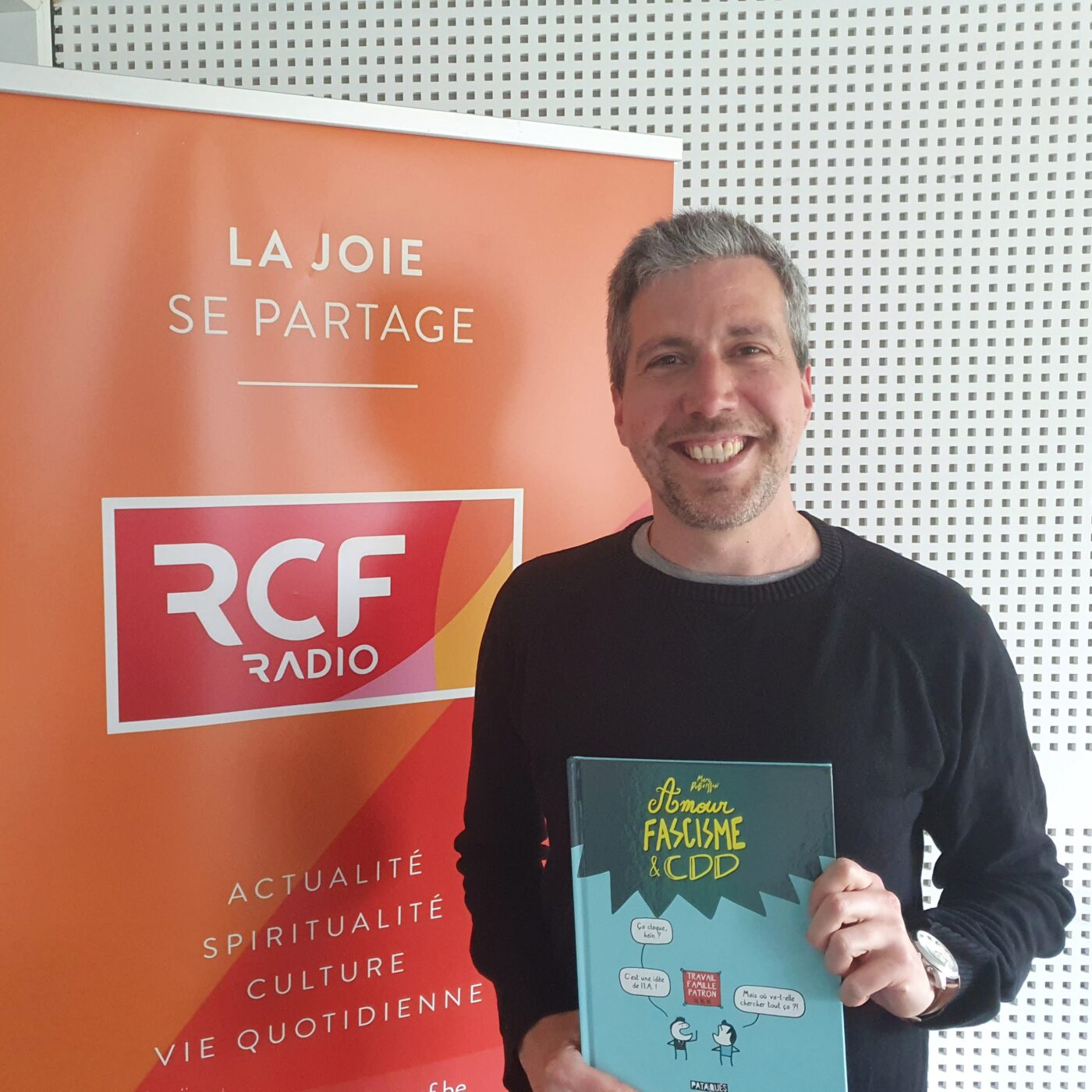 “Amour, fascisme et CDD” - Marc Dubuisson (ed Pataquès - Delcourt) episode artwork