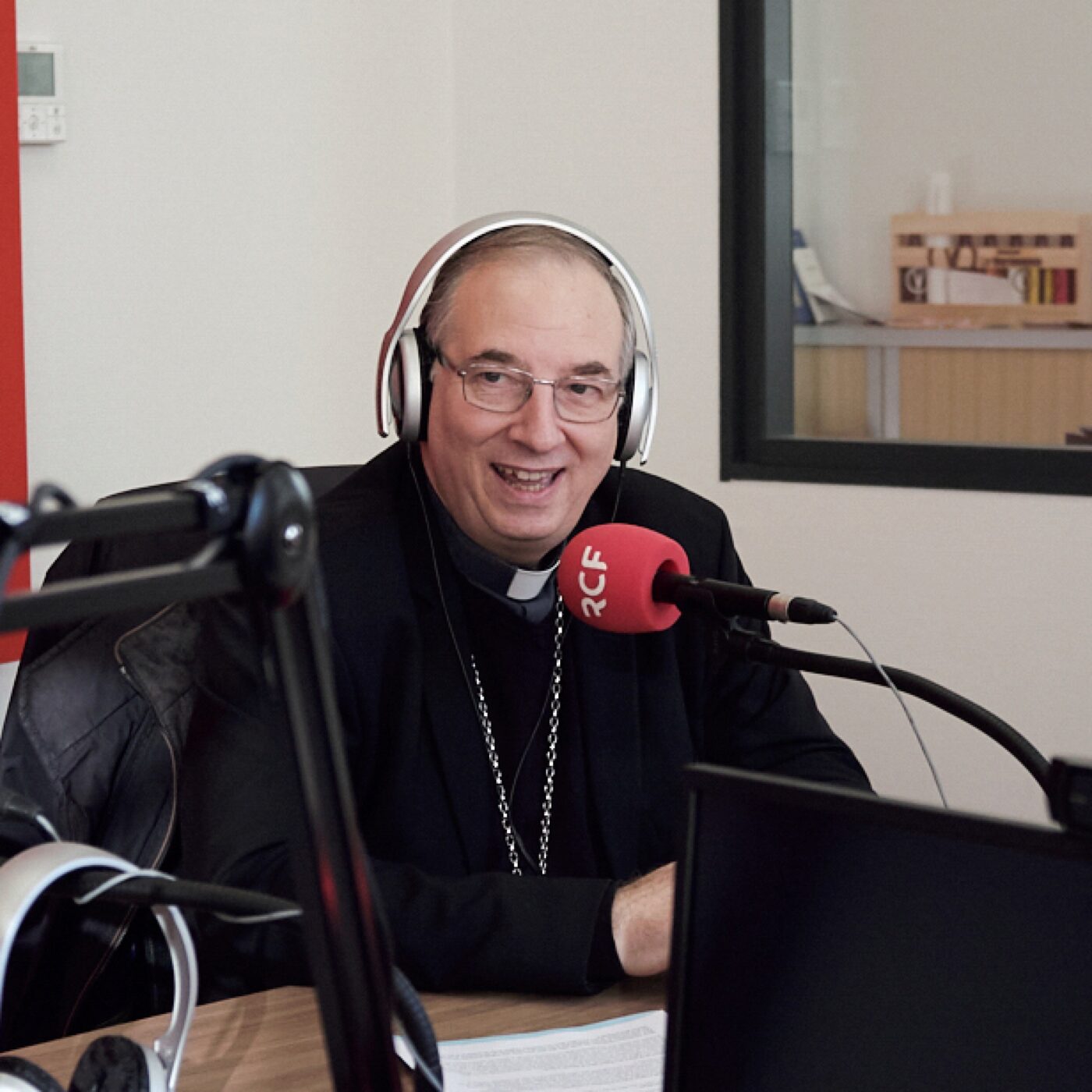 Mgr Feillet: "Les raisons pour lesquelles je soutiens RCF" episode artwork