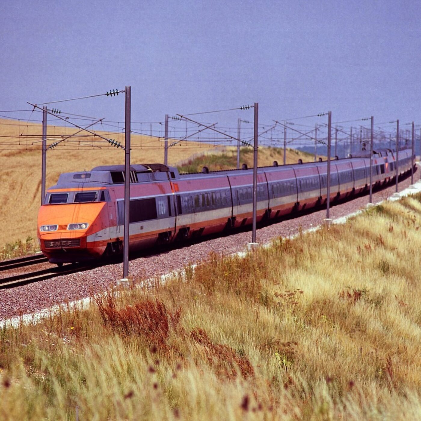 Le 22 septembre 1981 le TGV est inauguré episode artwork