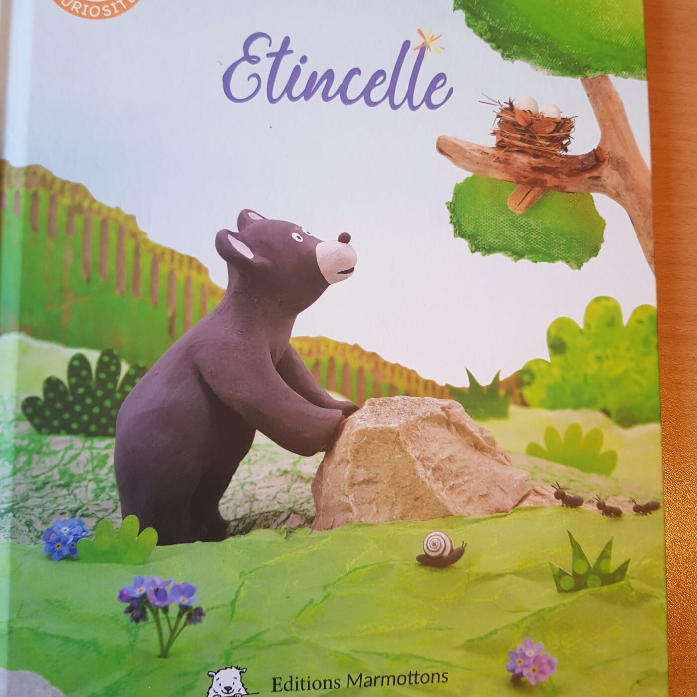 File dans ton livre !