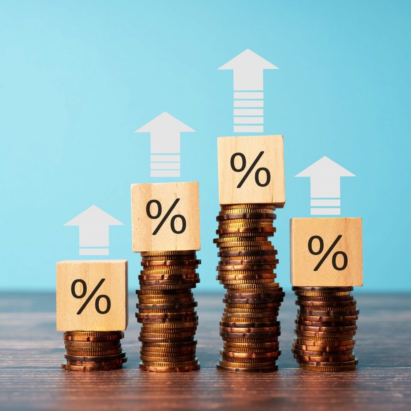 Taux d’intérêts en hausse : le prix caché de la dette publique pour les citoyens