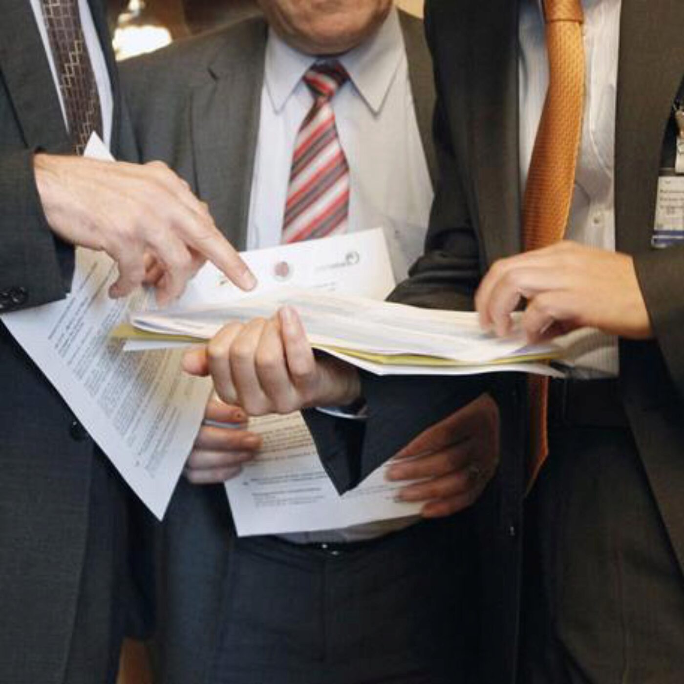 Démocratie 5/5 - Murmurer à l’oreille des parlementaires