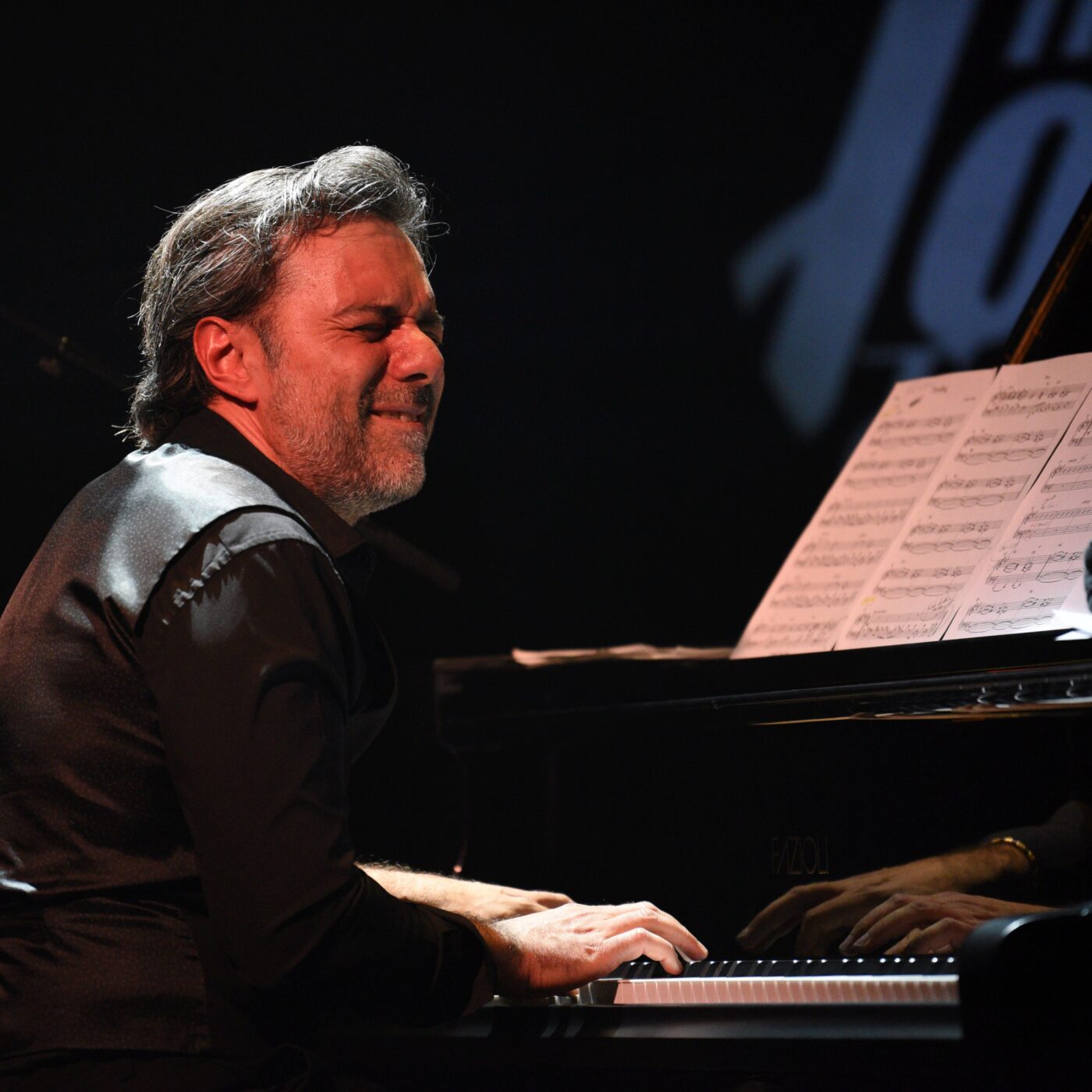 Entretien avec le pianiste Mürat Öztürk episode artwork