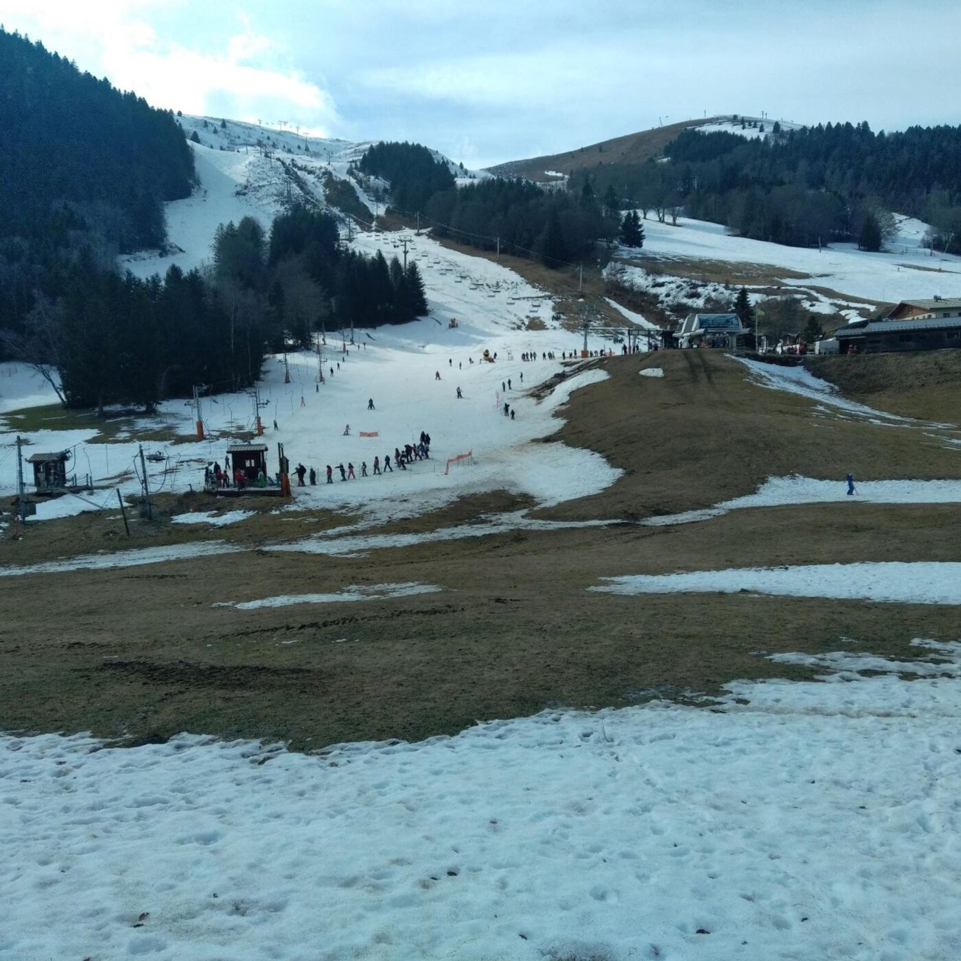 L'Alpe du Grand Serre, la station qui rouvre après avoir fermé (rediffusion)