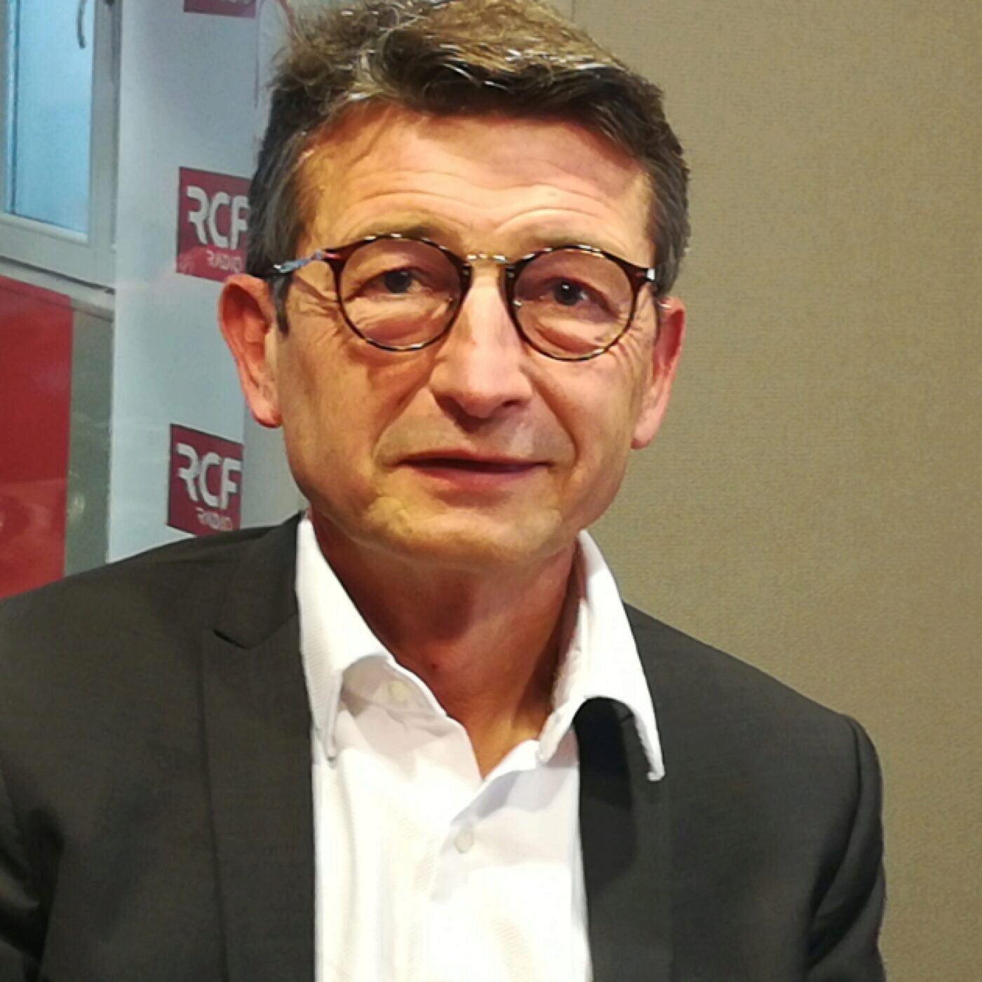 François Lelièvre, élu en charge du numérique à la CCI 49 episode artwork