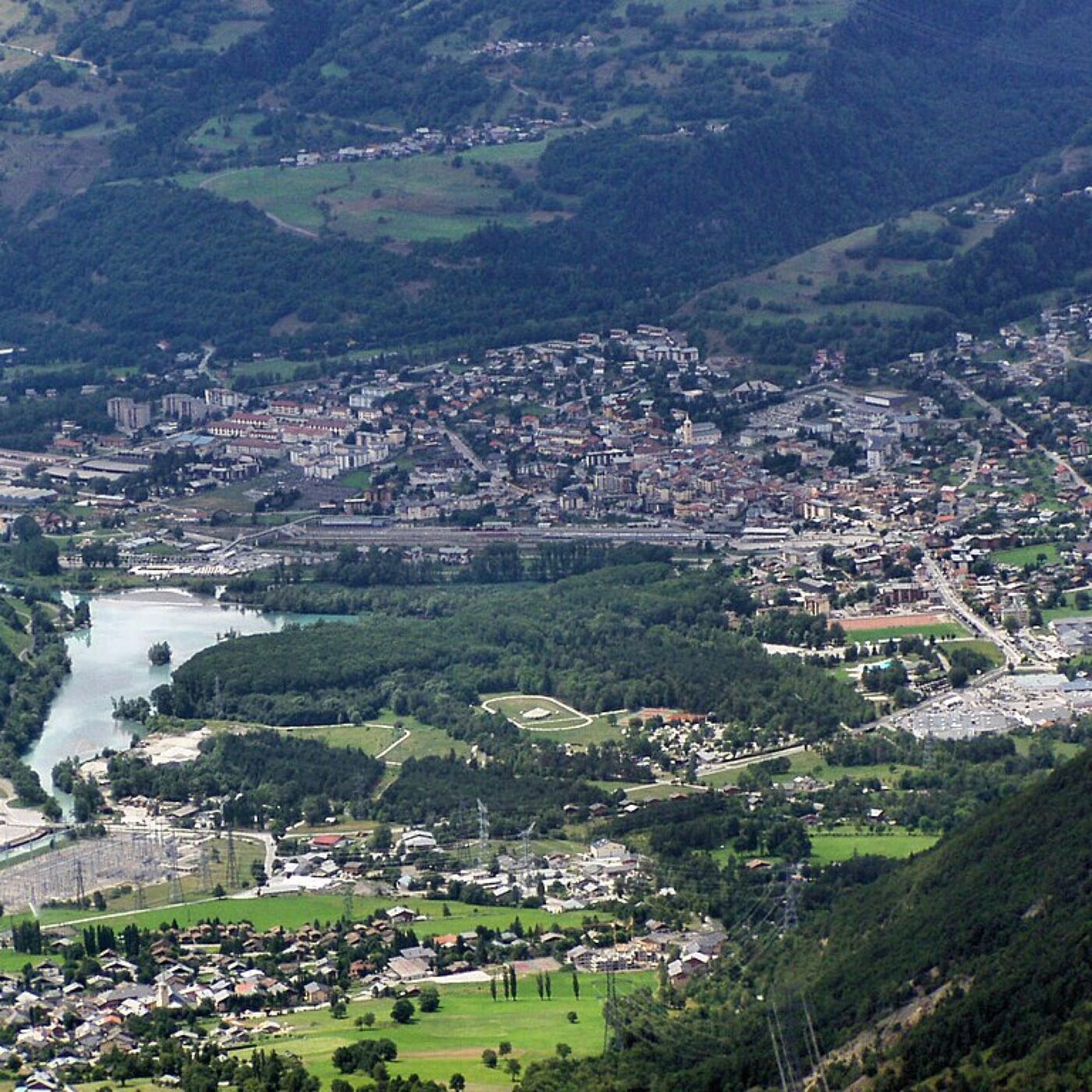 Incendie Bourg-Saint-Maurice : "c'est la galère pour cinquante personnes" episode artwork