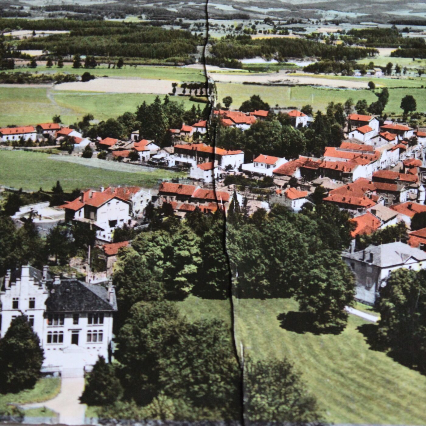 L'histoire du village de Montfaucon en Velay episode artwork