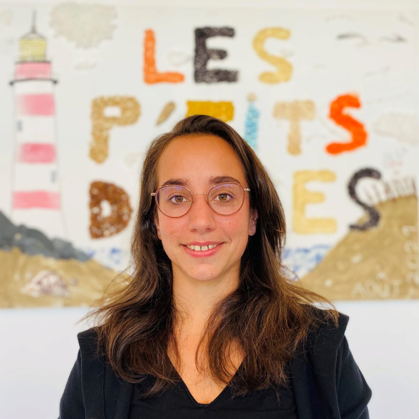 Alizé Michaut - Directrice des "Petits drôles" à Saintes episode artwork