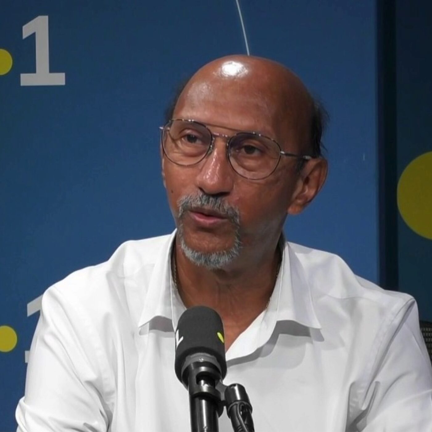 Dimanche politique